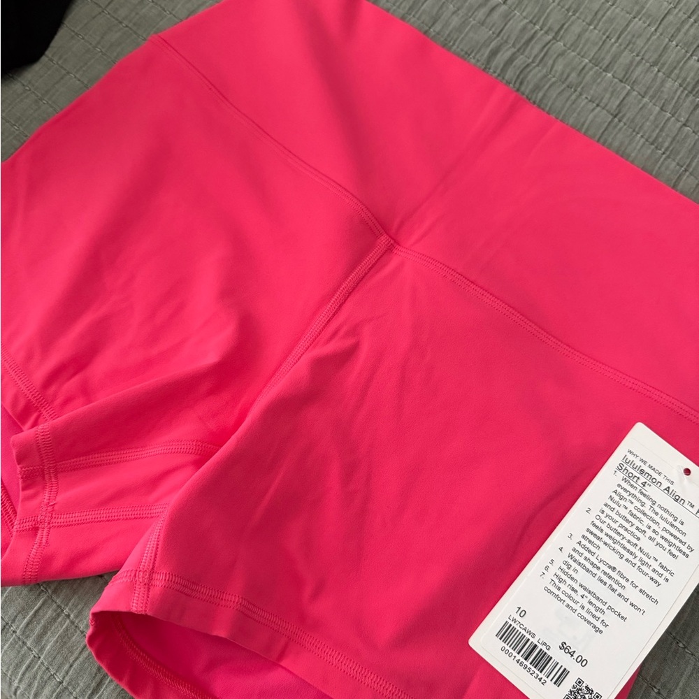 Lululemon Vibrant Pink Align 4” shorts